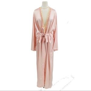 VALENTINO INTIMO For Saks Vintage Pink Satin Ribbon & Lace Detail Robe Size L